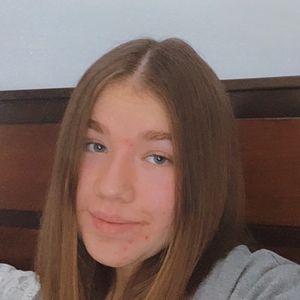 Meet your Posher, Jewelisa